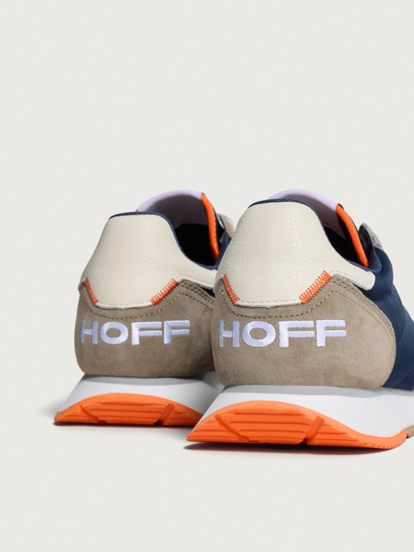 HOFF Track & Field^DELOS